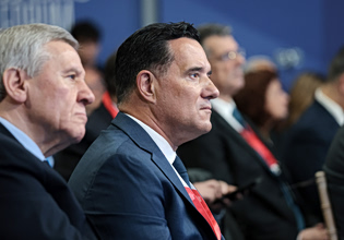 Αμετανόητος Γεωργιάδης επιτίθεται ξανά στη Λάουρα Κοβέσι – «Όσο μας το επιτρέπει ακόμα, έχουμε δημοκρατία»