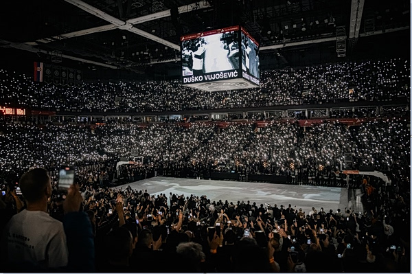 Παρτιζάν: Συγκινητικές στιγμές με τη Ζαλγκίρις, στο «αντίο» του Ντούσαν Βουγιόσεβιτς (vid+pics)