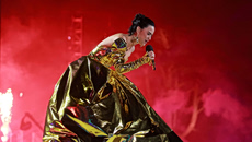 Κέιτι Πέρι: Πέταξε την πιστωτική της κάρτα στη Φοντάνα Ντι Τρέβι γιατί δεν είχε κέρματα