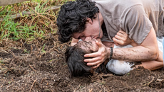 Η «Σύγκρουση» είναι ήδη εδώ – Η πρώτη φωτογραφία από τη νέα σειρά του MEGA που θα συζητηθεί