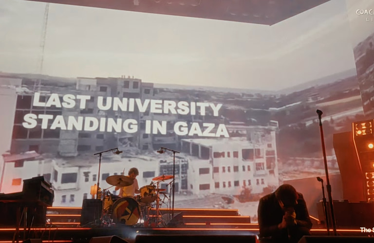 CIA, Γάζα και Ιράν – Το εντυπωσιακό κλείσιμο των Strokes στο Coachella