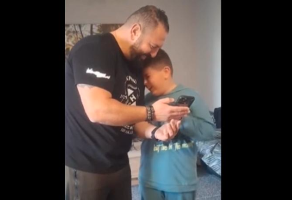 Υπέροχο βίντεο: Η στιγμή που μικρός φίλος του ΟΦΗ μαθαίνει ότι θα δει από κοντά τον τελικό Κυπέλλου! (vid)