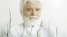 Το μαύρο κουτί: Ο Στέφανος Κυριακίδης επιστρέφει στο ΔΘΠ μετά από 52 χρόνια