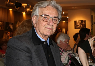 Στέφανος Ληναίος: Η Φίνος Φιλμ αποχαιρετά τον ηθοποιό με ένα συγκινητικό βίντεο