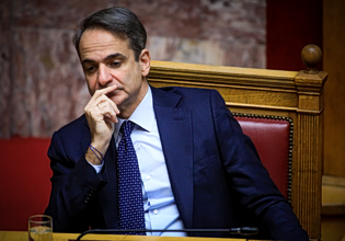 Στο «καναβάτσο» η κυβέρνηση για τη διαφθορά – Κοβέσι, Βουρλιώτης, Τσίπρας, Ανδρουλάκης στριμώχνουν τον Μητσοτάκη