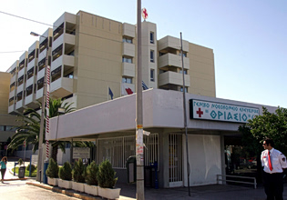 Τροχαίο ατύχημα με έναν σοβαρά τραυματία στο Μενίδι