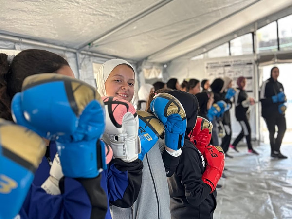 Tα κορίτσια της Γάζας γιατρεύουν τα τραύματα τους με πυγμαχία