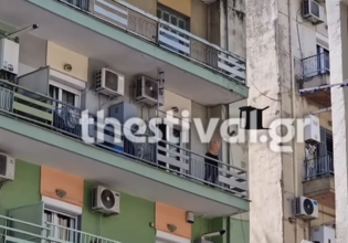 Θεσσαλονίκη: Νεαρός σε κατάσταση αμόκ πετάει αντικείμενα από το μπαλκόνι