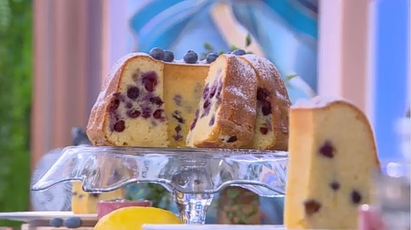 Συνταγή: Κέικ λεμόνι με blueberries