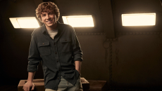 Οι «απειλές θανάτου» κρατούν τον Γουόκερ Σκόμπελ μακριά από τον χορό του σχολείου του