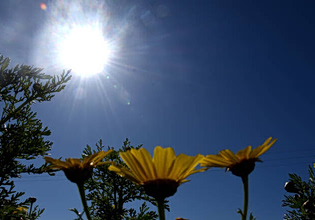 Αίθριος ο καιρός σε όλη τη χώρα – Έως τους 27 βαθμούς η θερμοκρασία