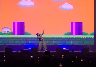 Ο Akylas τραγούδησε «Ferto» και ξεσήκωσε το Άμστερνταμ