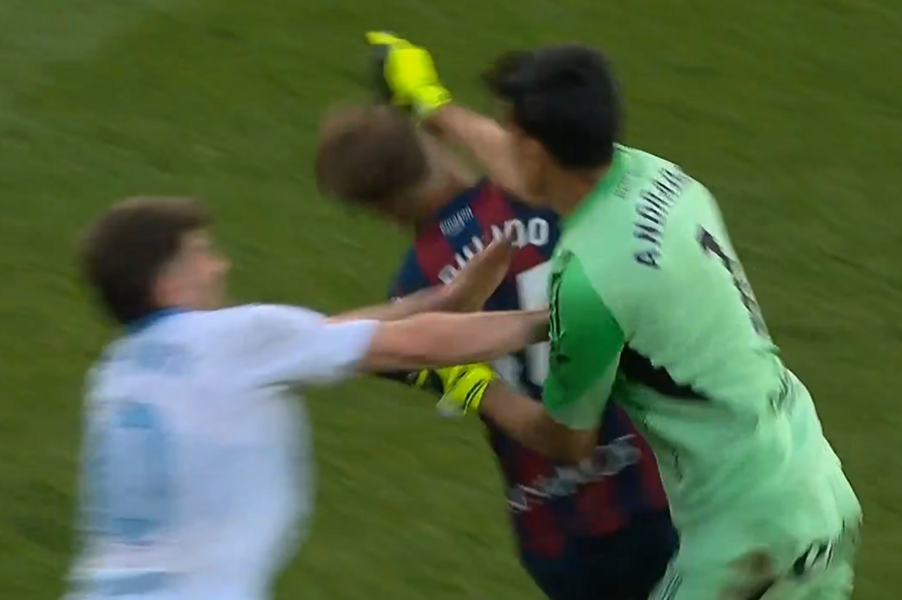 Η ποινή που έλαβε ο τερματοφύλακας της Σαραγόσα που «ξάπλωσε» αντίπαλο με μπουνιά (vid)