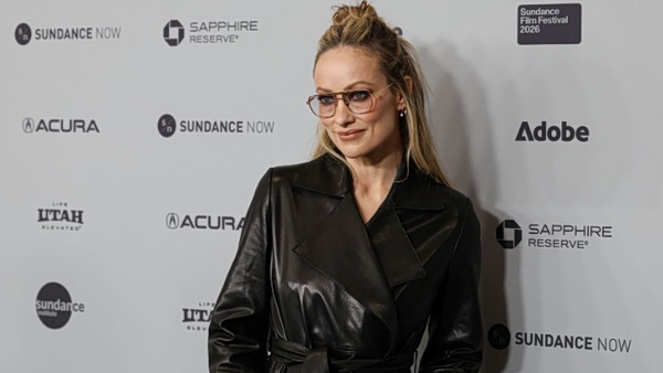 «The Invite»: Η νέα δραματική κομεντί με τους Ολίβια Γουάιλντ, Σεθ Ρόγκεν, Πενέλοπε Κρουζ