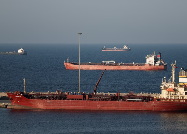 Αναμένει διευκρινίσεις για το «απαγορευτικό» των ΗΠΑ η διεθνής ναυτιλία