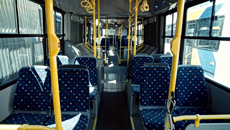 Αιγάλεω: Ηλικιωμένη ξέχασε μέσα στο λεωφορείο την τσάντα της με 30.000 ευρώ, χρυσές λίρες και κοσμήματα