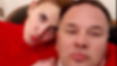 «Eίμαι κι εγώ θύμα, όπως και τα παιδιά μου» – Η πρώην σύζυγος του αστυνομικού της Βουλής μιλά στο in