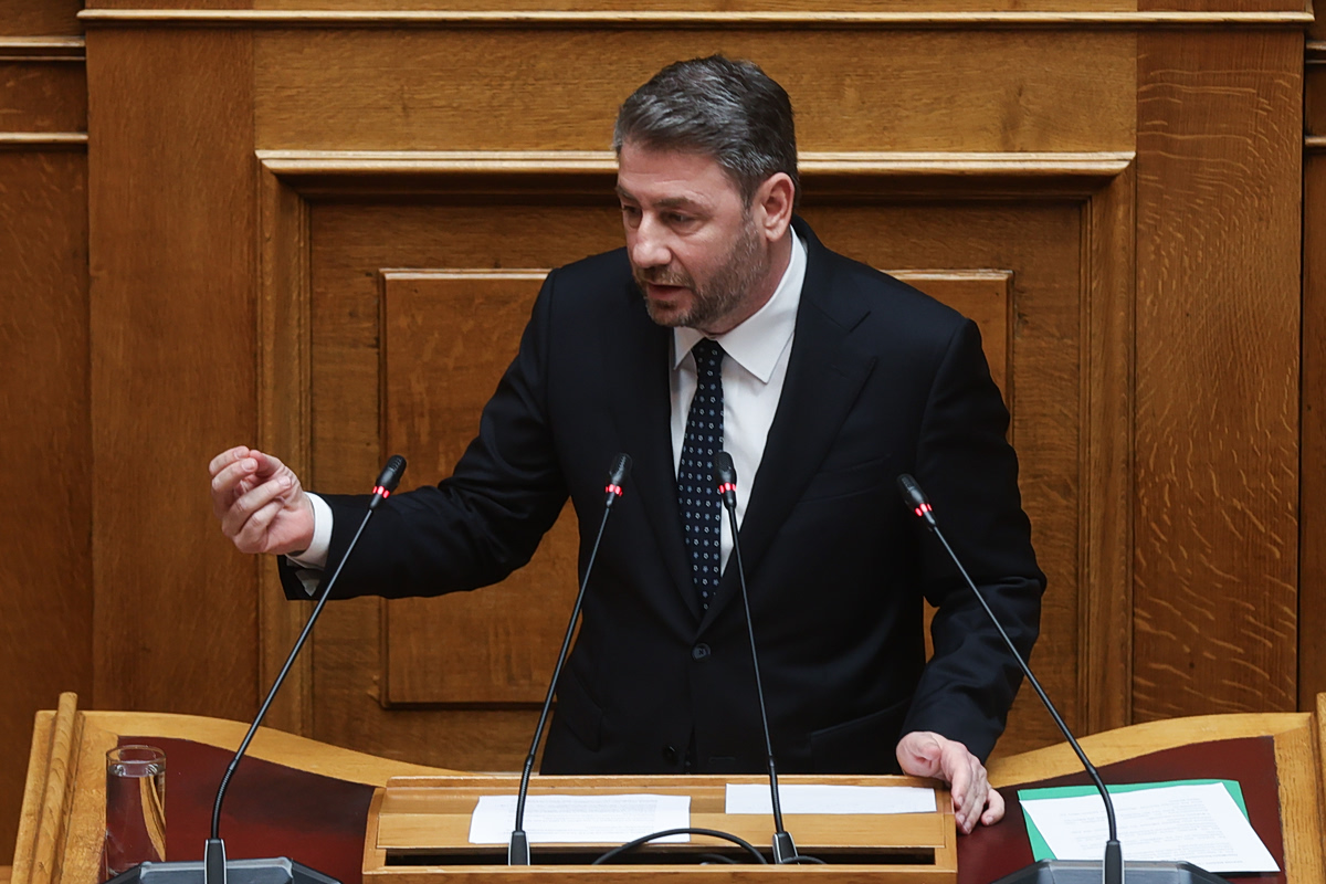 Γιατί το ΠΑΣΟΚ ζητά εκλογές και «καρφώνει» την κυβέρνηση για υποκλοπές και ΟΠΕΚΕΠΕ 2