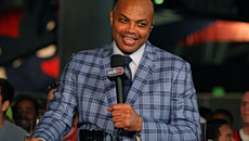 «Κράξιμο» του Μπάρκλεϊ στους Μπακς: «Έχουν άθλιους τύπους στα αποδυτήρια» (vid)