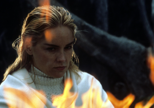 «Η κοκαΐνη και το ποτό δεν με βοήθησαν»: Ο Τζο Έστερχαζ, τα άγρια χρόνια και το Βασικό Ένστικτο