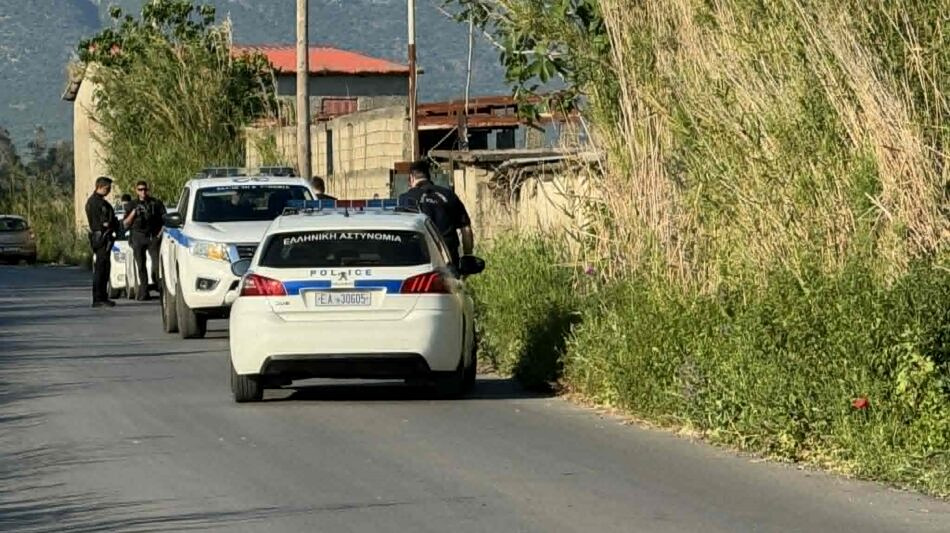 Στο σημείο αστυνομικές δυνάμεις