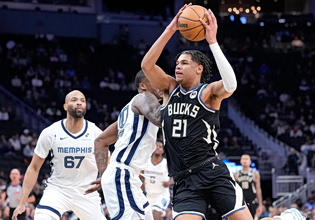 Μιλγουόκι Μπακς – Μέμφις Γκρίζλις 131-115: Επιτέλους νίκη για τα «Ελάφια» (vid)