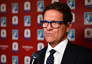 «Έσταξε χολή» ο Φάμπιο Καπέλο για τους Ιταλούς αμυντικούς