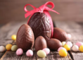 Γιατί θα πληρώσουμε ακριβά τα πασχαλινά αυγά