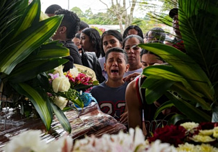 Κολομβία: Συλλαμβάνεται βασικός ύποπτος για την πολύνεκρη βομβιστική επίθεση του Σαββάτου