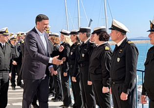 Στο Ηράκλειο ο Κικίλιας: Οι λιμενικοί μας κάνουν τεράστια προσπάθεια για τη διαχείριση των μεταναστατευτικών ροών