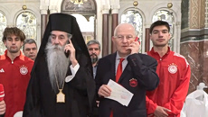 Πάσχα: Γεύματα αγάπης από τη Μητρόπολη Πειραιώς, τον Ολυμπιακό, τον Βαγγέλη Μαρινάκη και τον Δήμο Πειραιά