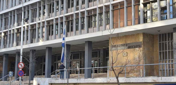 Θεσσαλονίκη: Απολογείται σήμερα η 77χρονη για τον θάνατο του συζύγου της