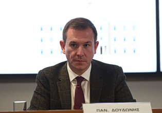 Δουδωνής για υποκλοπές: Αυτοεξευτελιστικές οι τοποθετήσεις παρακολουθούμενων υπουργών – Μείζον πολιτικό θέμα