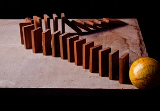 New York Times: Κανένα έθνος δεν γλιτώνει σε αυτόν τον πόλεμο – Φόβοι για «φαινόμενο-ντόμινο»