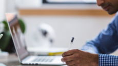 Κραχ σε ελεύθερους επαγγελματίες και αγρότες – Το 70% αδυνατεί να ξεχρεώσει