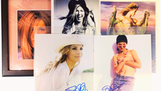 «Είναι απαίσιο! Θα το λατρέψεις» – Η Σάντρα Μπούλοκ «έριξε» το Instagram – Η Τζένιφερ Άνιστον, τα ρεκόρ, το τρολάρισμα