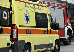 Βόλος: Στις φλόγες τυλίχθηκε ασθενοφόρου του ΕΚΑΒ που μετέφερε 12χρονο παιδί στην Αθήνα