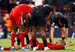 Μετά τον αποκλεισμό, σοκ και με τον Εκιτικέ στη Λίβερπουλ: Εννιά μήνες εκτός δράσης με ρήξη αχιλλείου