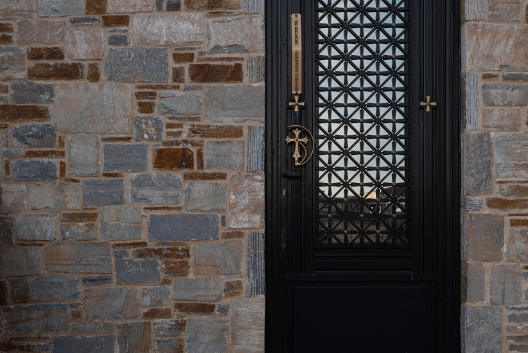 Γιορτή σήμερα 1 Απριλίου – Ποιοι γιορτάζουν | Εορτολόγιο