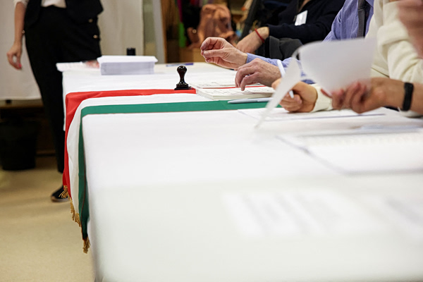 Βουλευτικές εκλογές στην Ουγγαρία: Τέλος της μακρόχρονης διακυβέρνησης ή πέμπτη θητεία για Όρμπαν