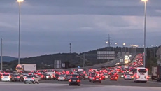 Μαζική έξοδος για το Πάσχα – Εξομαλύνθηκε η κίνηση στις εθνικές οδούς – Μέτρα της Τροχαίας και την Μ. Παρασκευή