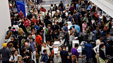 Χάος στα ευρωπαϊκά αεροδρόμια – Ουρές, καθυστερήσεις και χαμένες πτήσεις από το νέο σύστημα εισόδου-εξόδου