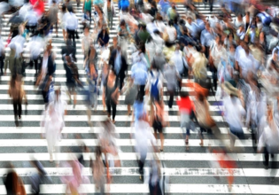 ΙΟΒΕ: Το καλό και το κακό σενάριο για την απασχόληση – Ρυθμιστής ο τουρισμός