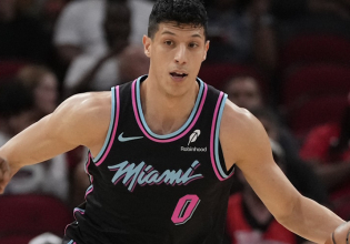 Φοντέκιο: «Είχα σκαμπανεβάσματα, αλλά ελπίζω να μείνω στους Χιτ»