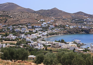 Το ανεκτίμητο διαμάντι των Κυκλάδων – Ποιο νησί φιλοξενεί σε εξασέλιδο αφιέρωμα, δημοφιλές βρετανικό περιοδικό