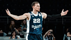 Η απολογία του Μαλακάι Φλιν: «Ενήργησα με τρόπο που δεν αντικατοπτρίζει εμένα…»