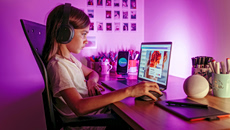 Είναι τα social media εθιστικά; Η επιστήμη απλά δεν γνωρίζει ακόμα