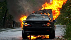 Φωτιά σε όχημα στη λεωφόρο Αθηνών στον Ασπρόπυργο – Καθυστερήσεις στο ρεύμα προς Αθήνα