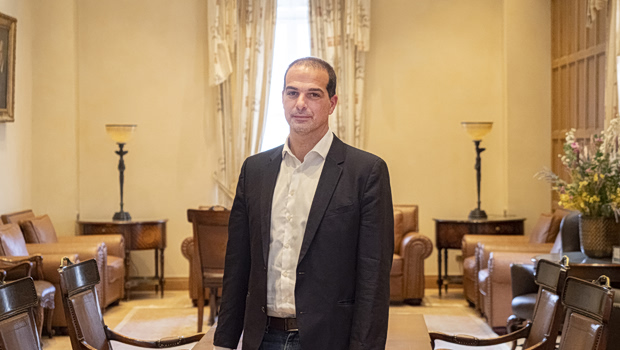 Γαβριήλ Σακελλαρίδης στο in: Η ανακύκλωση της συζήτησης για το 2015 βολεύει τον Μητσοτάκη — η Αριστερά πρέπει να κοιτάξει μπροστά