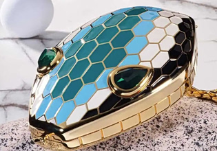 Μαίρη Κατράντζου και Ιζαμπέλα Ροσελίνι δημιουργούν αντικείμενα-φετίχ του στυλ